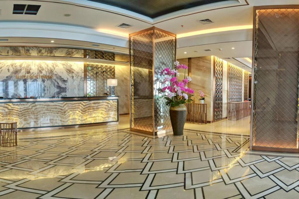 Lovina 1615 At Pollux Meisterstadt Batam Экстерьер фото